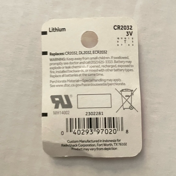 Two RadioShack CR2032 3V Lithium Coin Cell Battery, New - Picture 2 of 3
